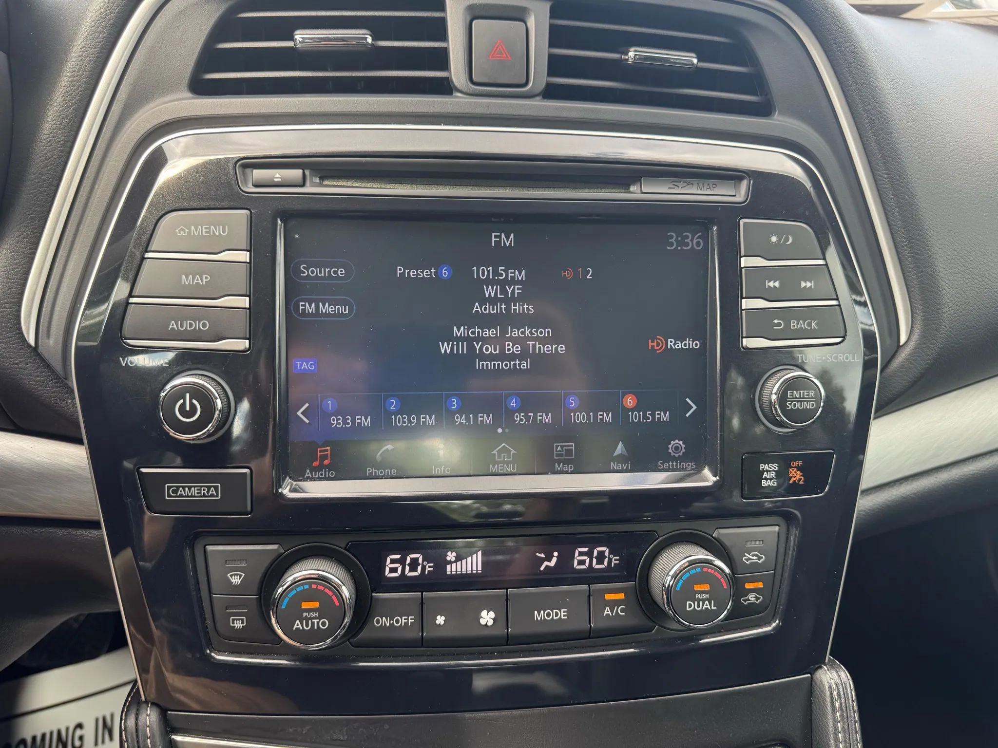 Used 2017 Nissan Maxima 3.5 SV image 24