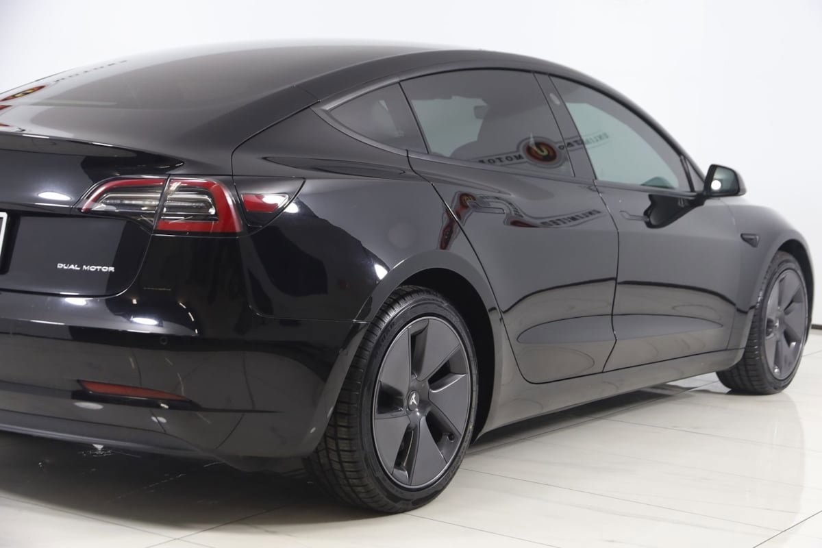 Used 2021 Tesla Model 3 Long Range AWD/4WD image 43