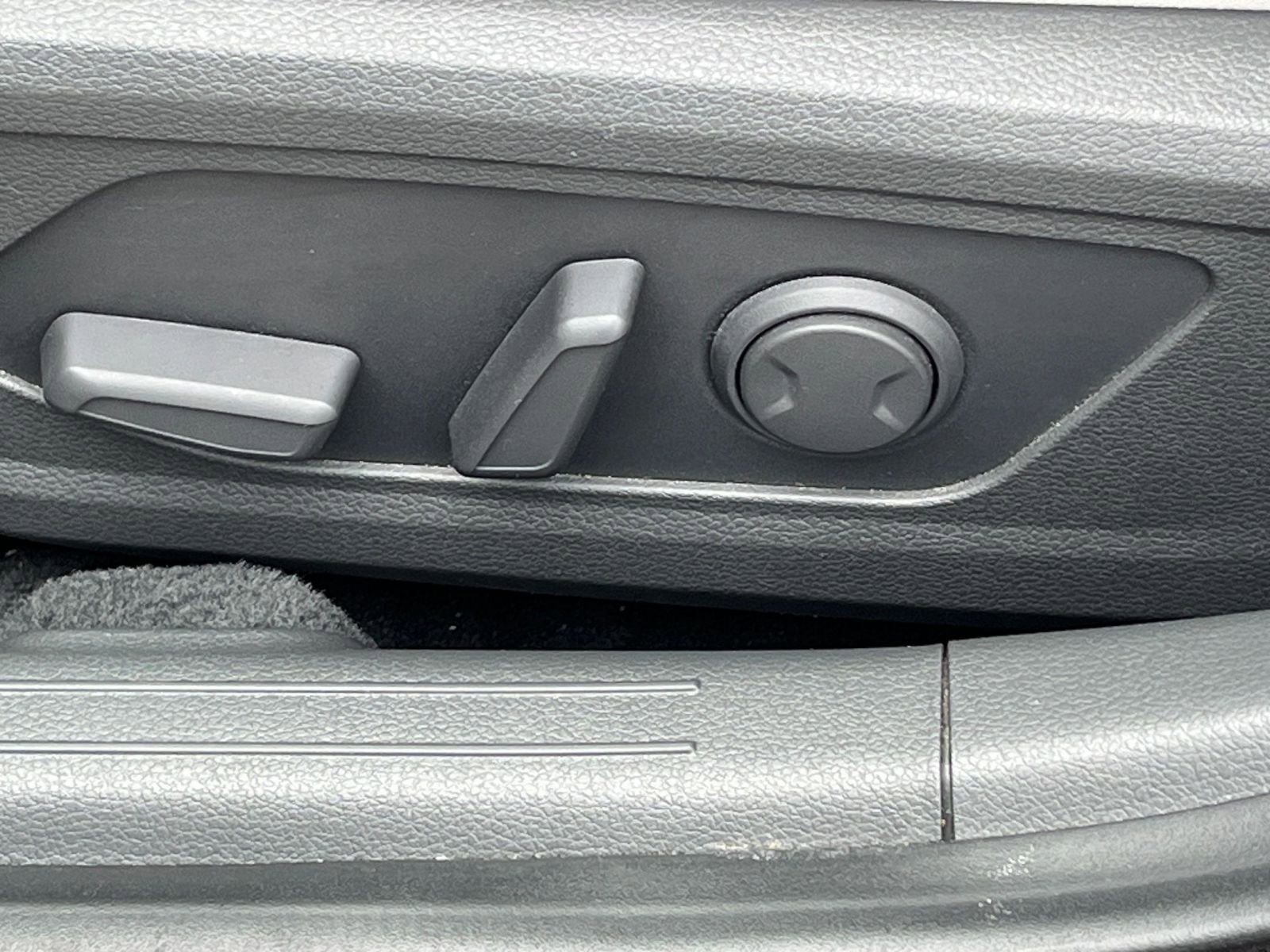 Used 2025 Hyundai Sonata SEL FWD image 22