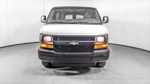 Used 2016 Chevrolet Express 2500 image 13