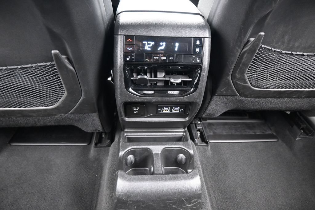 Used 2023 Jeep Grand Cherokee L Limited AWD/4WD image 40