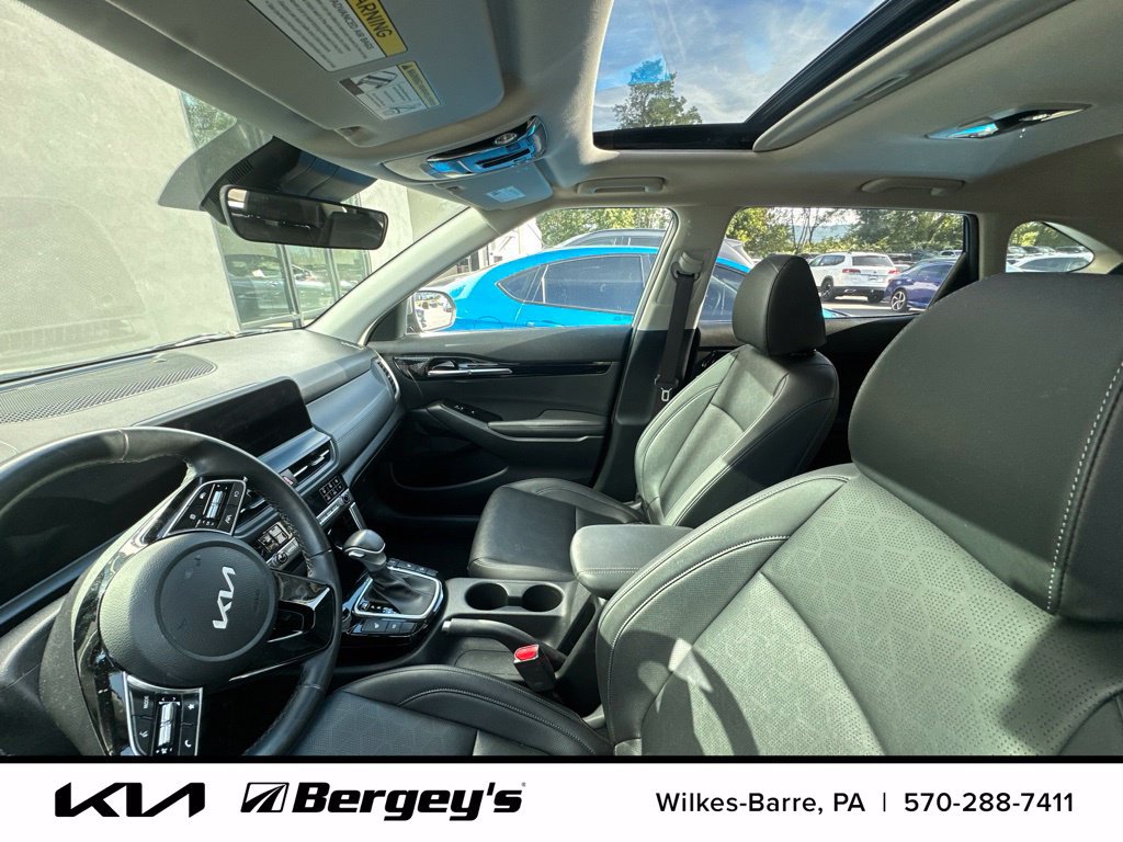 Certified 2024 Kia Seltos EX AWD/4WD image 10