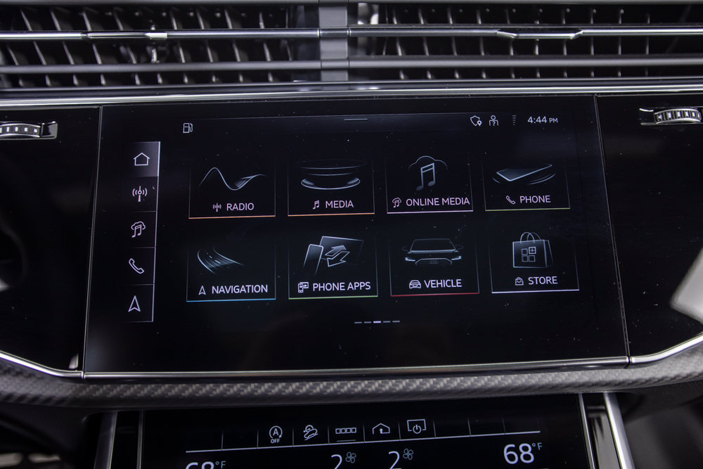 Used 2024 Audi SQ8 Premium Plus AWD/4WD image 28