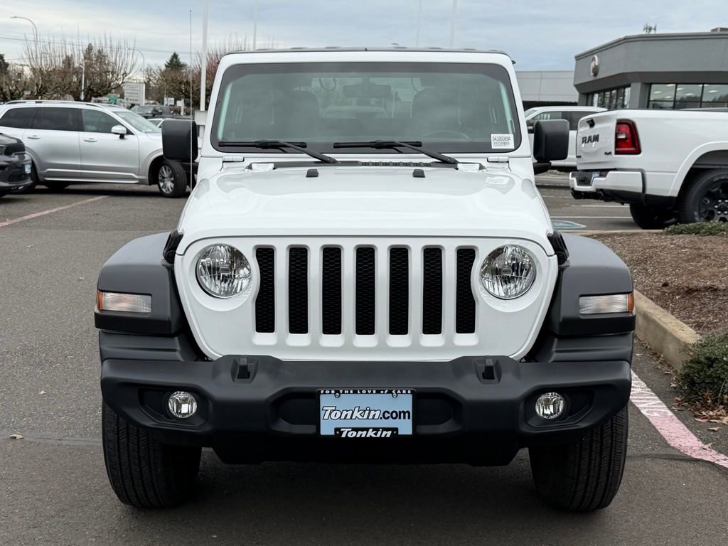 Used 2022 Jeep Wrangler Sport S image 3