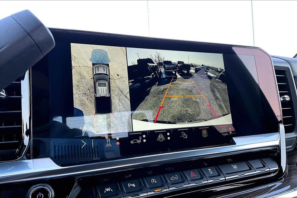 Used 2025 Chevrolet Silverado 1500 LT image 31