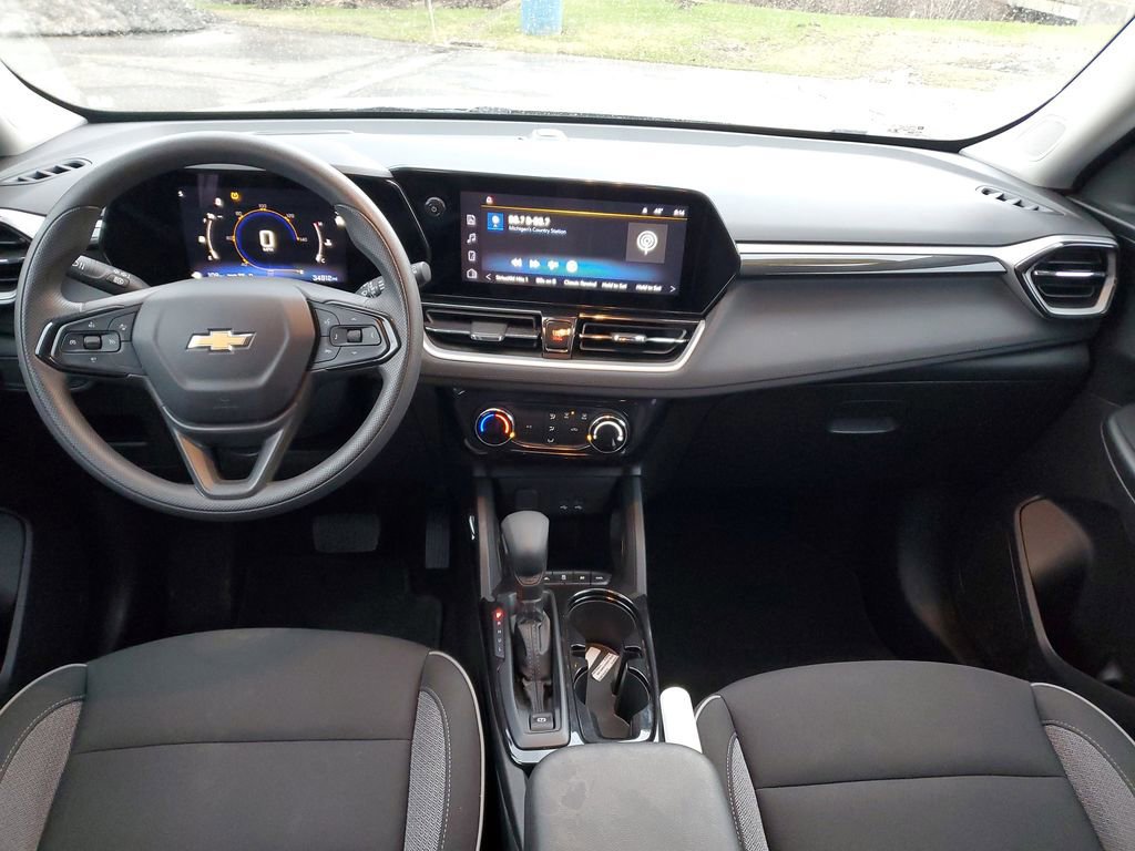 Used 2024 Chevrolet TrailBlazer LT image 8