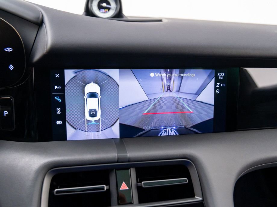 Used 2021 Porsche Taycan Turbo image 23