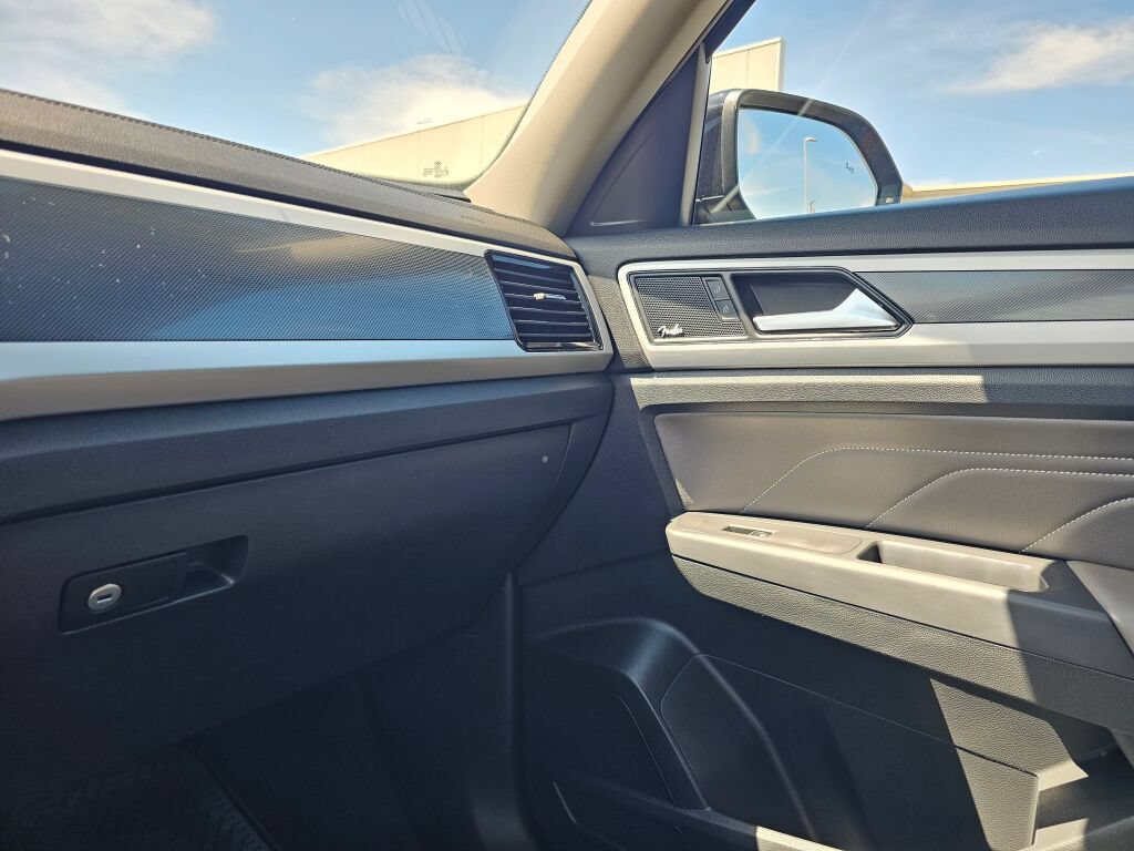 Certified 2023 Volkswagen Atlas SEL Premium AWD/4WD image 26