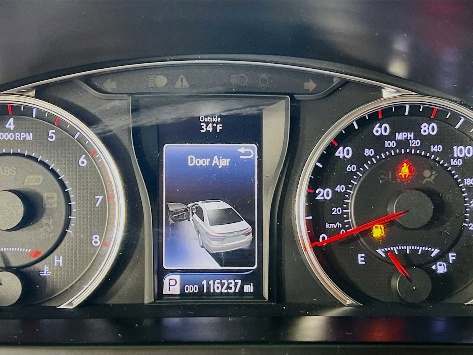 Used 2015 Toyota Camry SE image 12