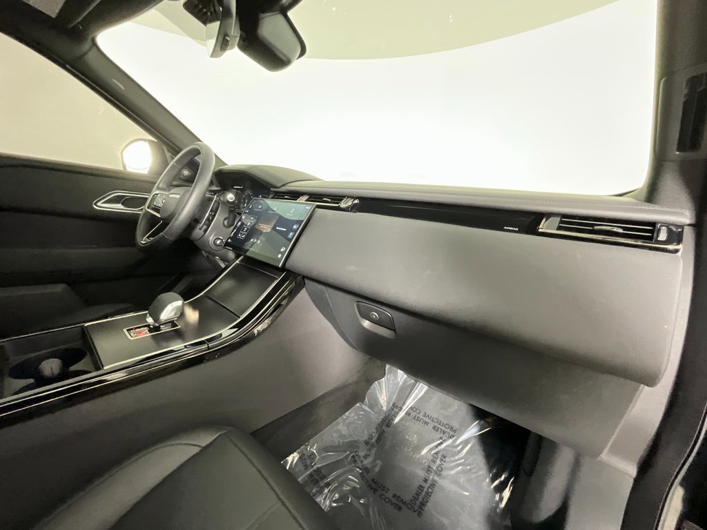 Used 2026 Land Rover Range Rover Velar Dynamic SE image 19
