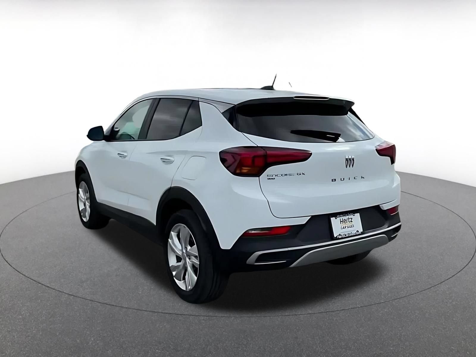 Used 2025 Buick Encore GX Preferred AWD/4WD image 10