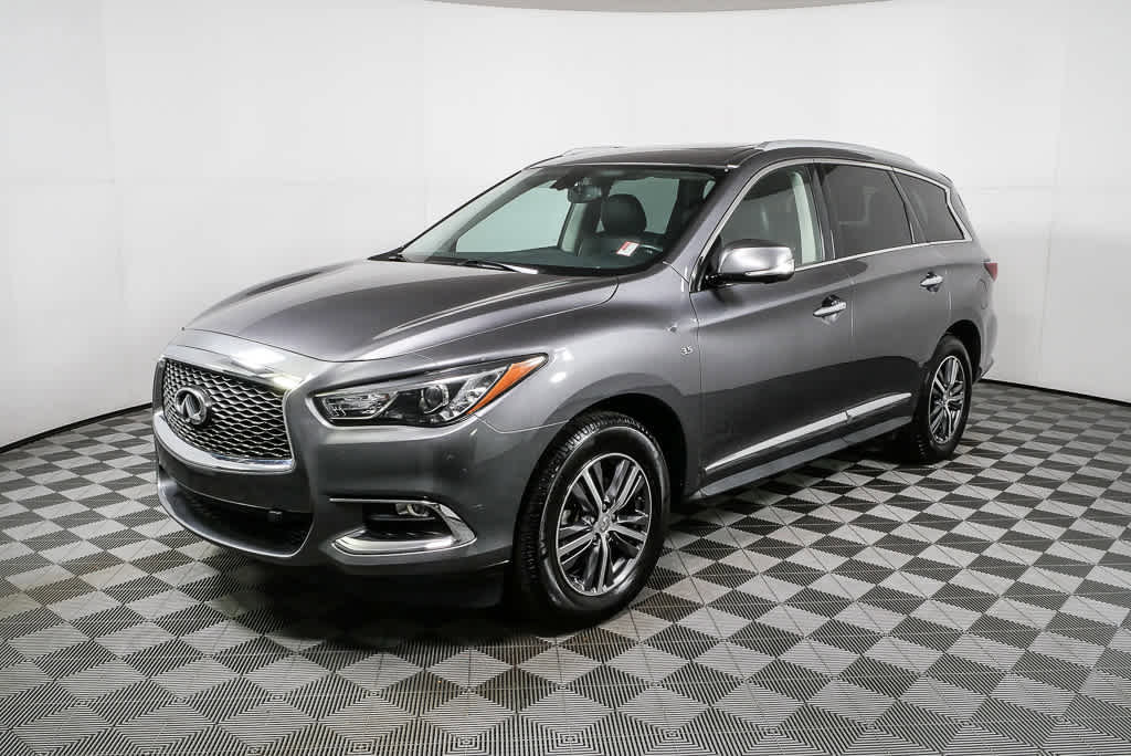 Used 2017 INFINITI QX60 Luxe w/ Premium Plus Package AWD/4WD image 25