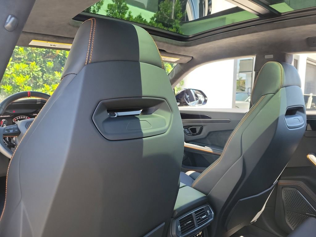 Used 2024 Lamborghini Urus S AWD/4WD image 19