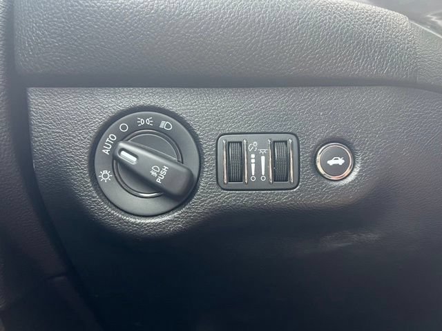 Certified 2019 Dodge Challenger GT w/ Driver Convenience Group AWD/4WD image 11