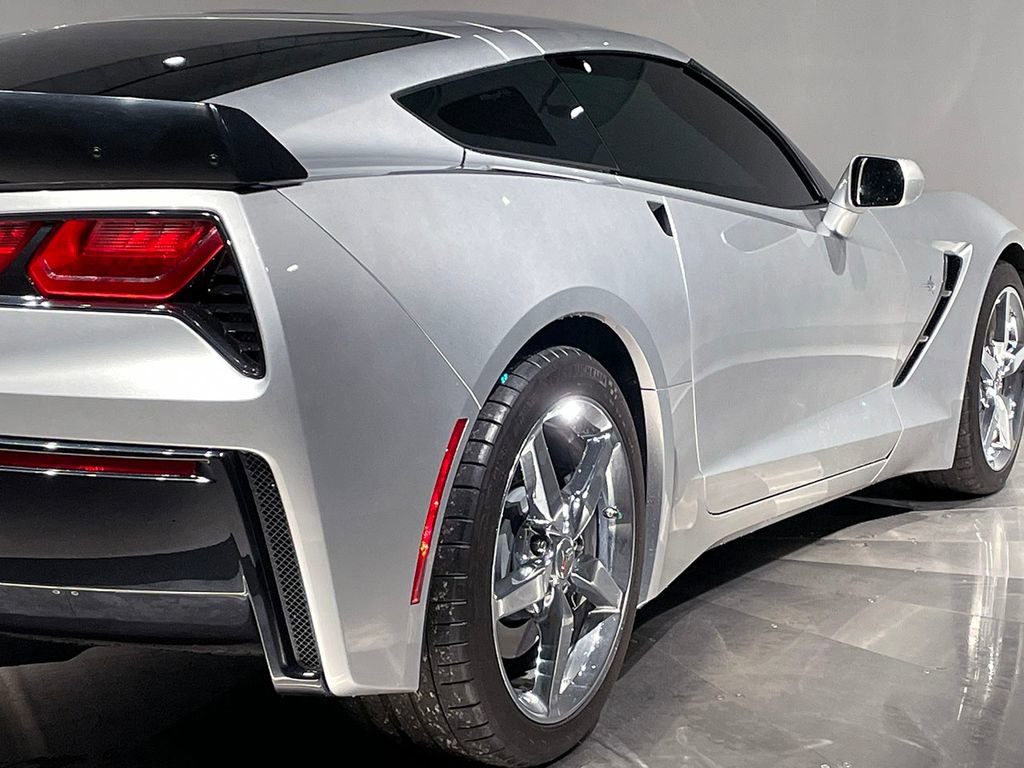 Used 2014 Chevrolet Corvette Stingray Coupe RWD image 31