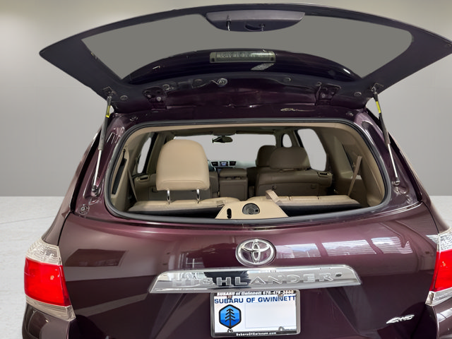 Used 2013 Toyota Highlander Limited AWD/4WD image 40