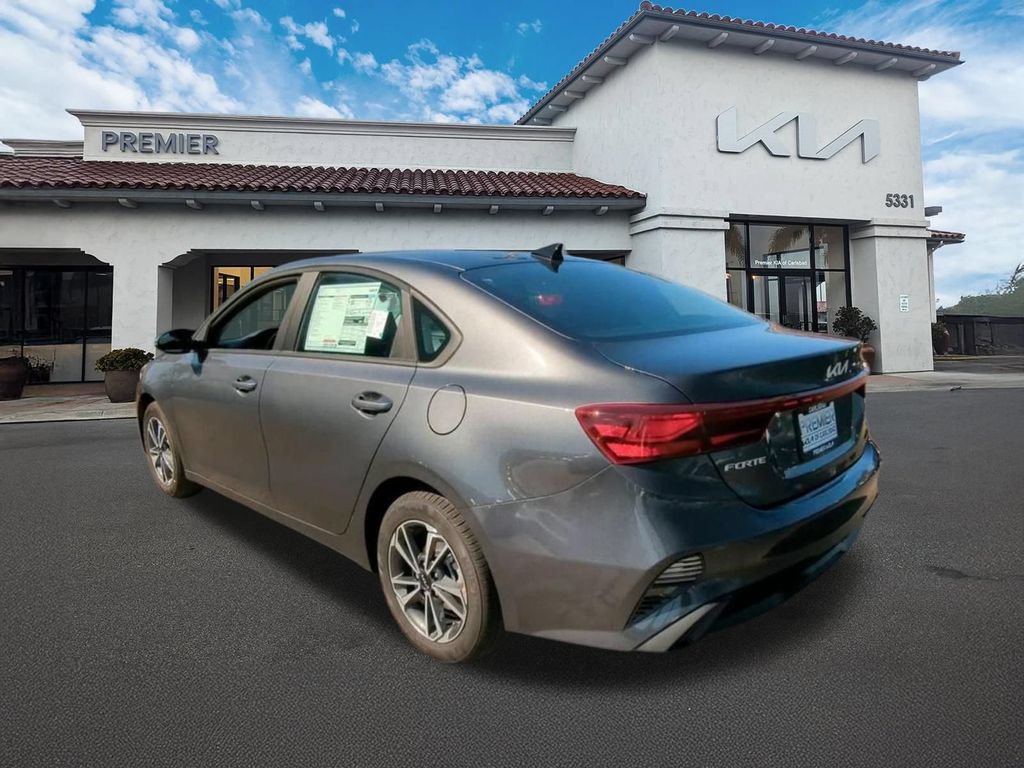 Certified 2024 Kia Forte LXS w/ LXS Technology Package FWD image 6