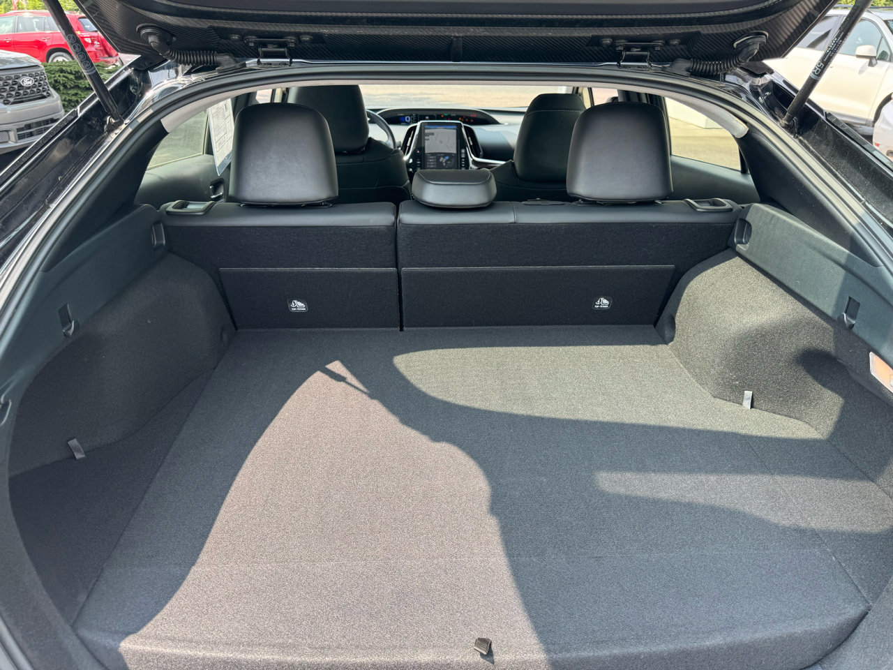 Used 2022 Toyota Prius Prime XLE image 12