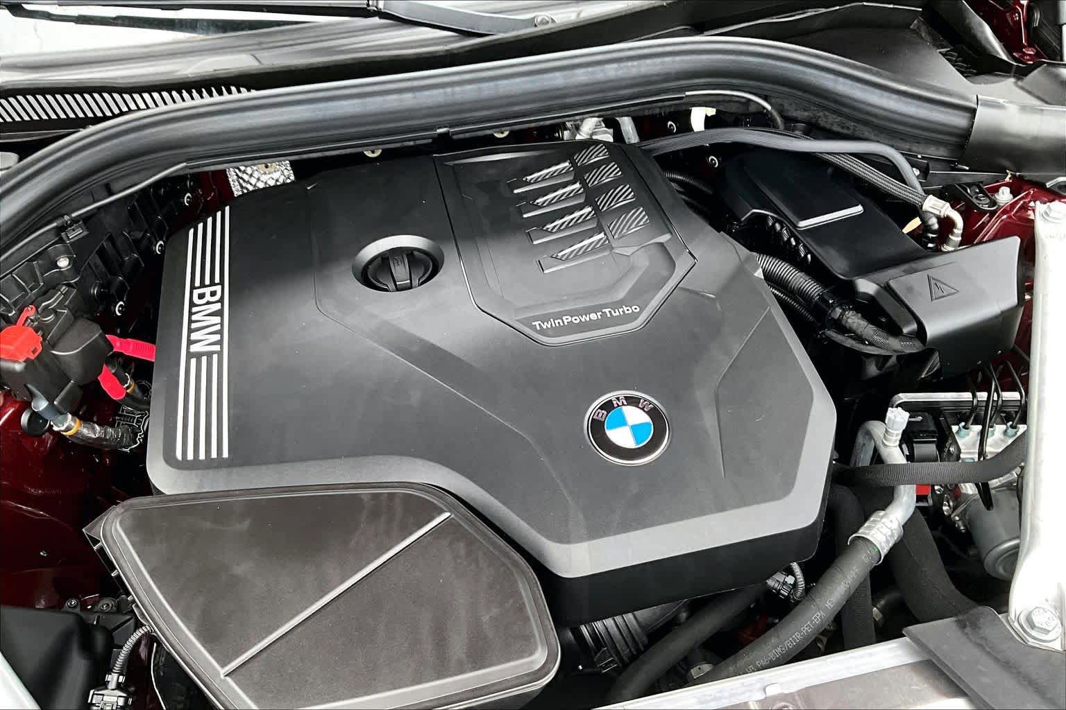 Certified 2025 BMW X4 xDrive30i AWD/4WD image 35