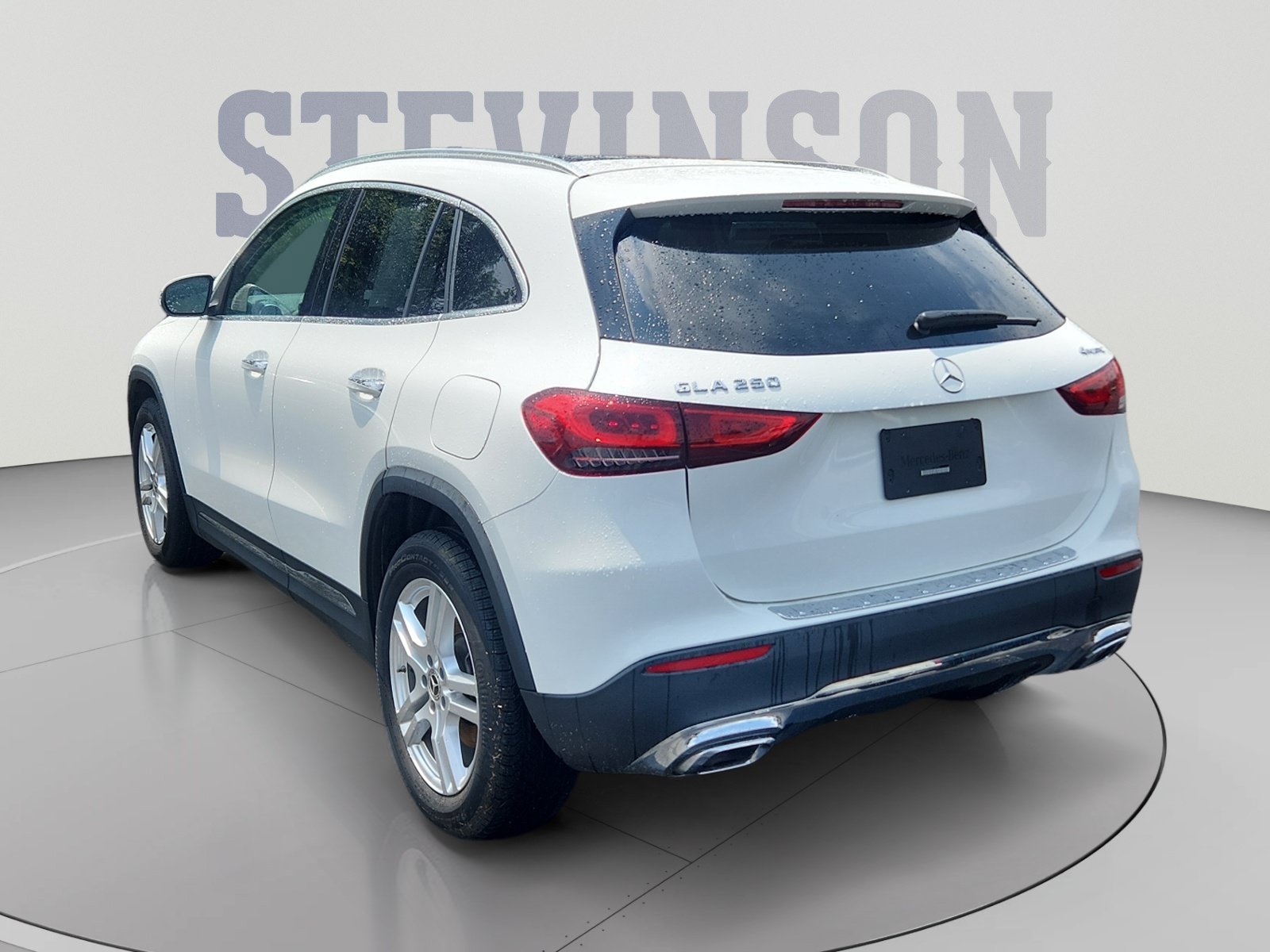 Used 2021 Mercedes-Benz GLA 250 4MATIC image 3