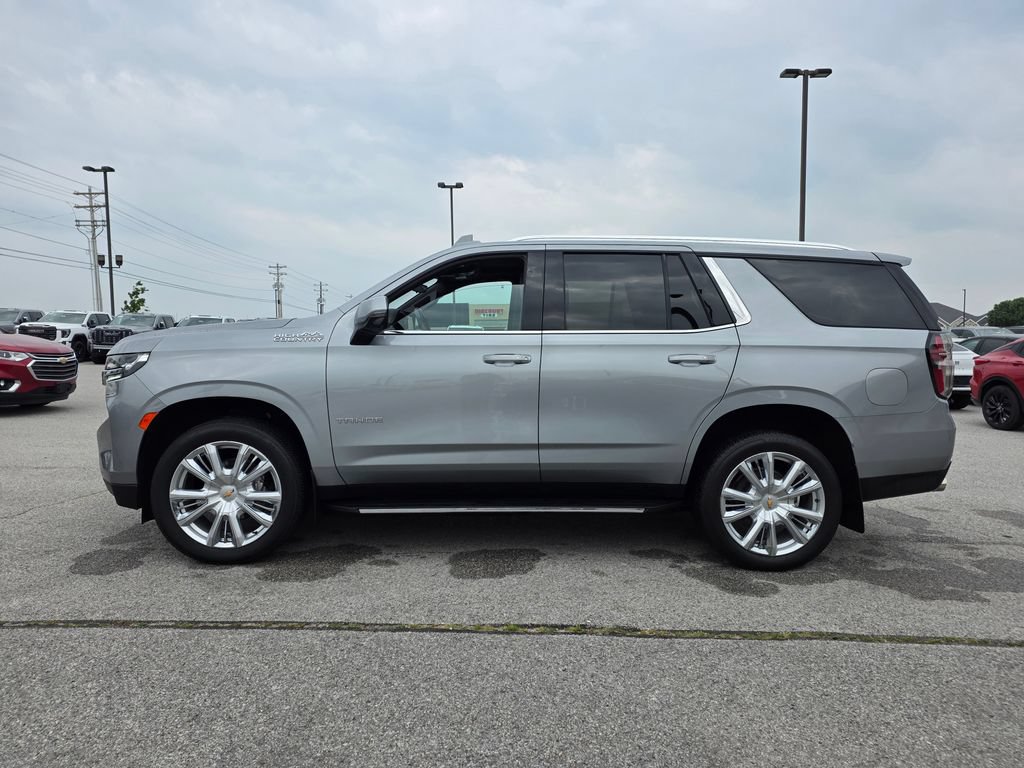 Used 2024 Chevrolet Tahoe High Country AWD/4WD image 4