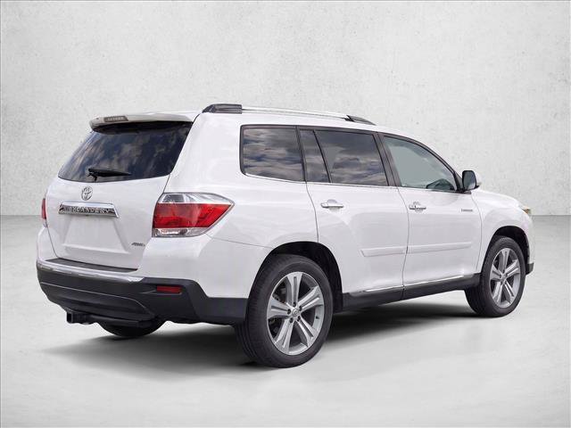 Used 2013 Toyota Highlander Limited AWD/4WD image 7