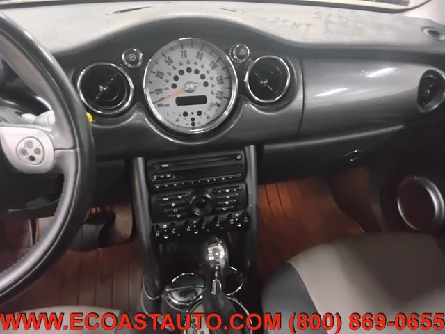 Used 2005 MINI Cooper Hardtop FWD image 12