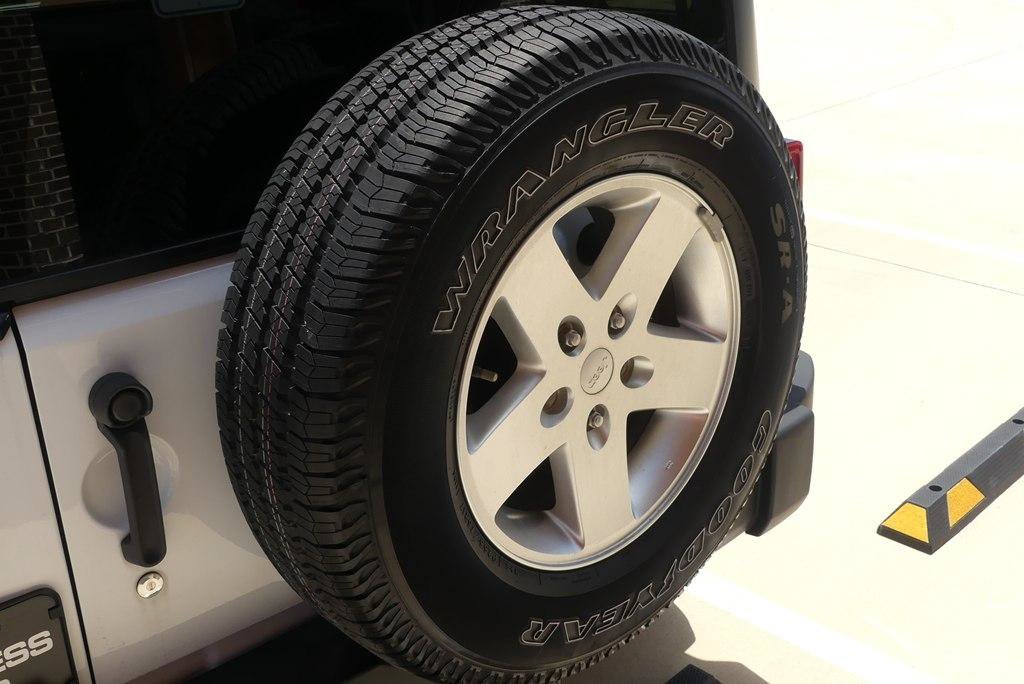 Used 2014 Jeep Wrangler Unlimited Sport w/ Quick Order Package 24S AWD/4WD image 29