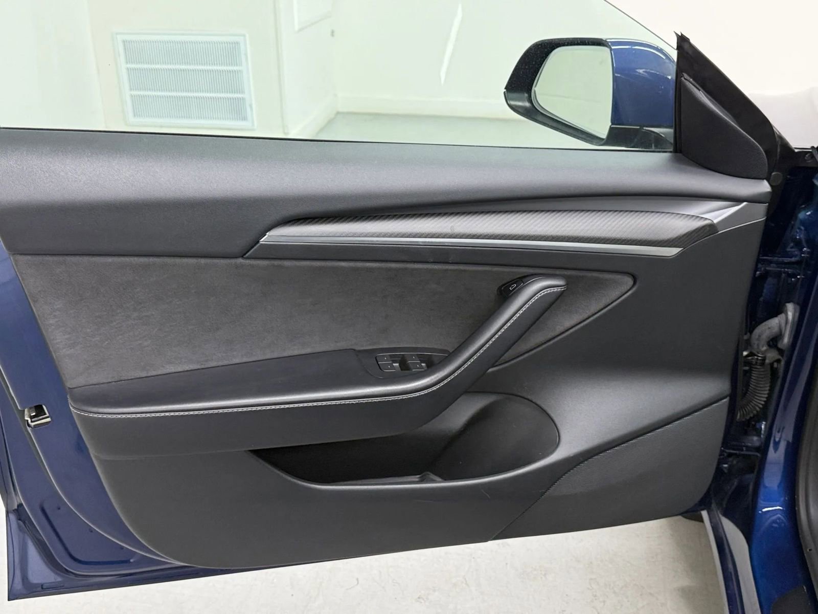 Used 2023 Tesla Model 3 Performance image 26