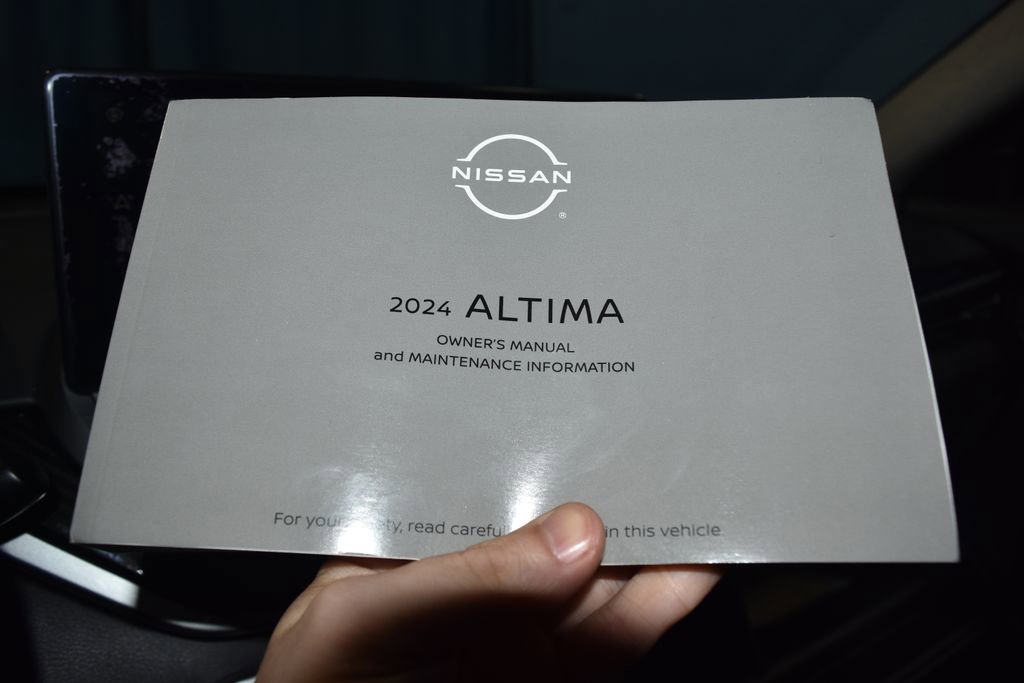 Certified 2024 Nissan Altima 2.0 SR image 9