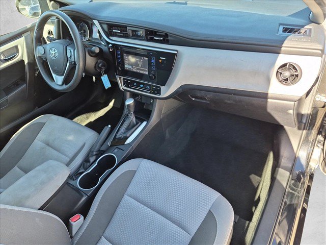 Used 2017 Toyota Corolla LE w/ Carpet Mat Package (TMS) FWD image 20
