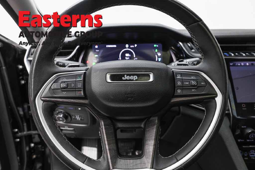 Used 2023 Jeep Grand Cherokee 4WD 4xe image 12