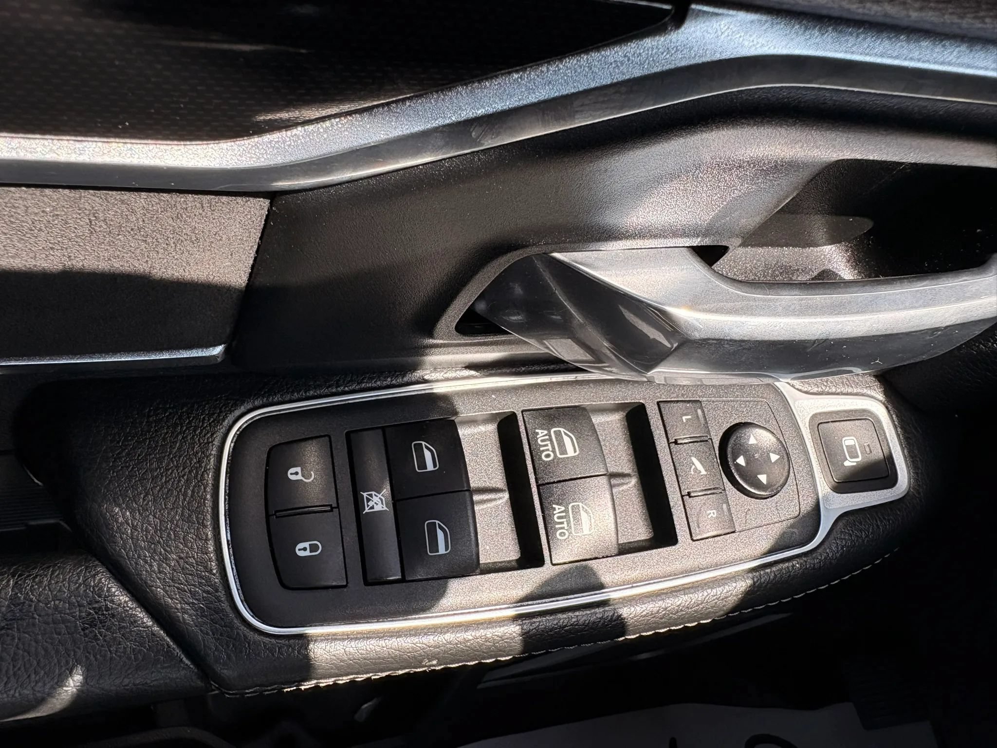 Used 2021 RAM 3500 Laramie w/ Night Edition AWD/4WD image 26