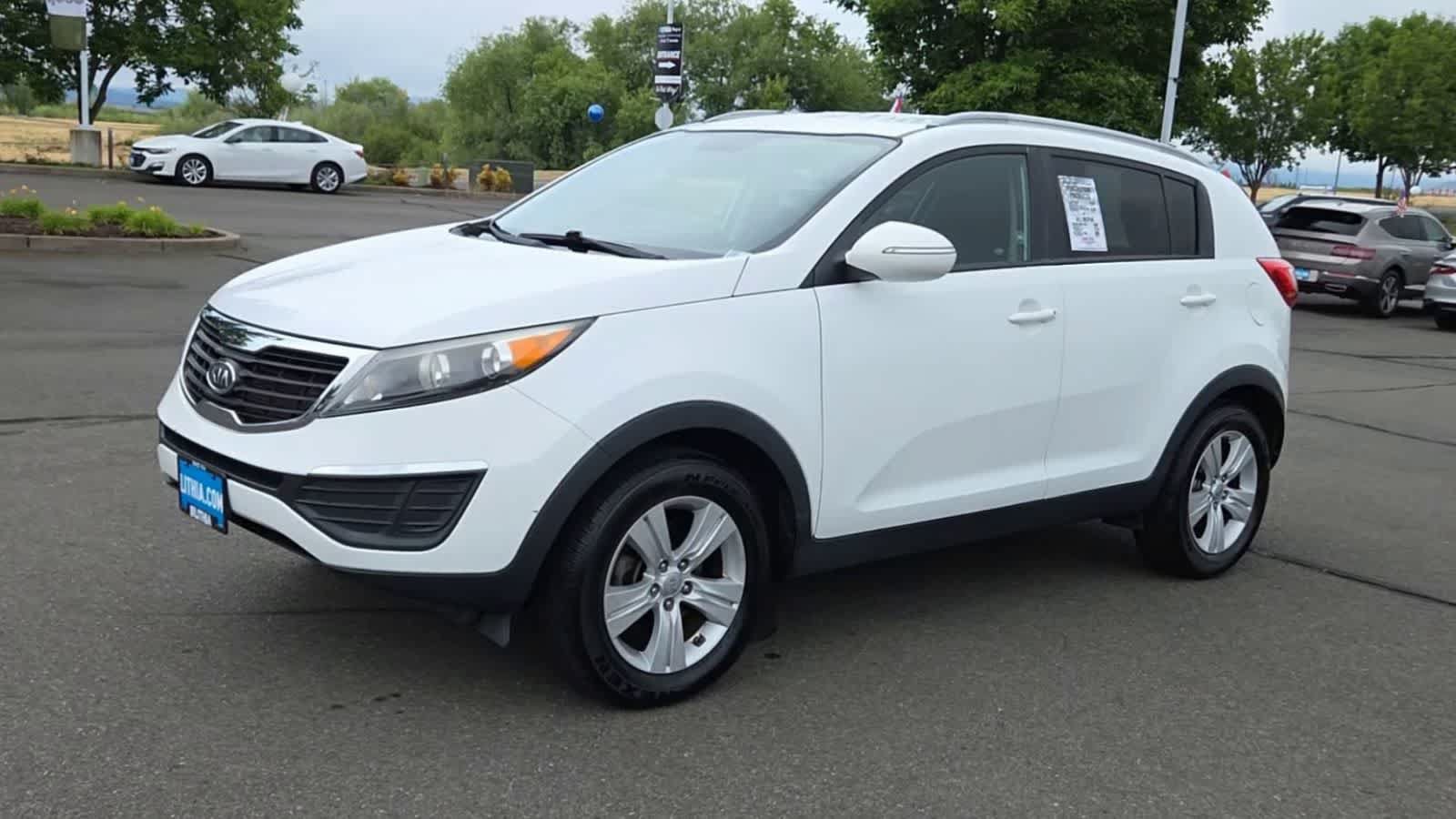 Used 2012 Kia Sportage LX w/ Navigation Pkg FWD image 4