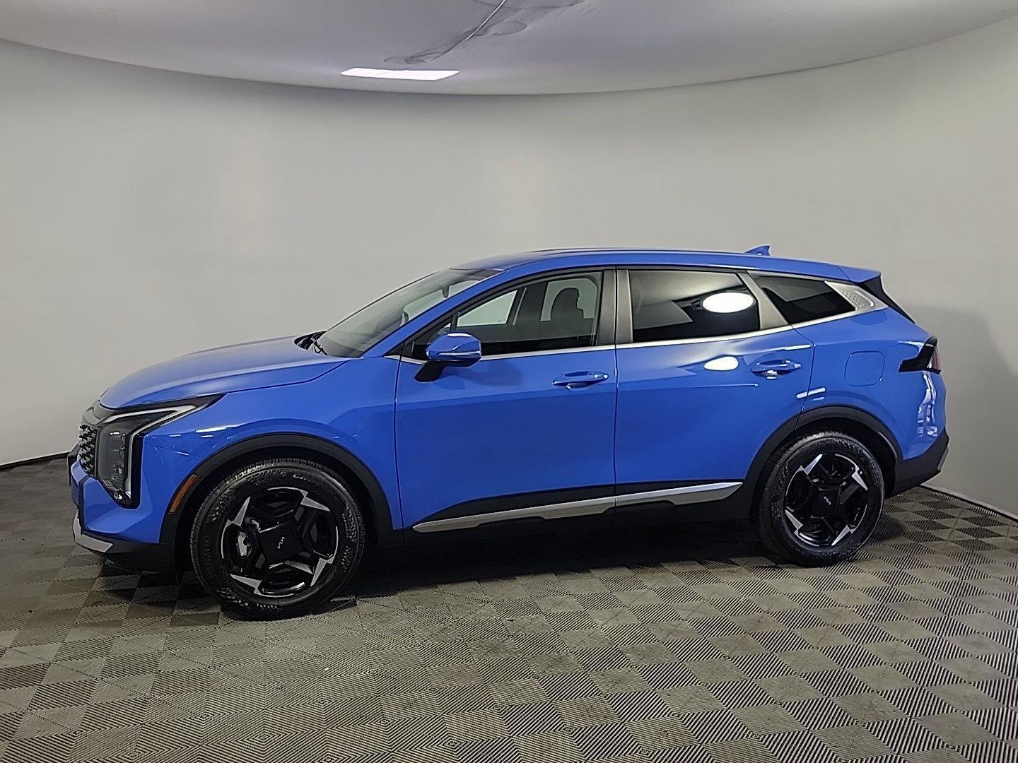 Used 2026 Kia Sportage EX FWD image 12