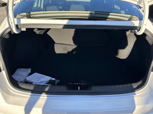 Certified 2023 Hyundai Elantra SEL image 12