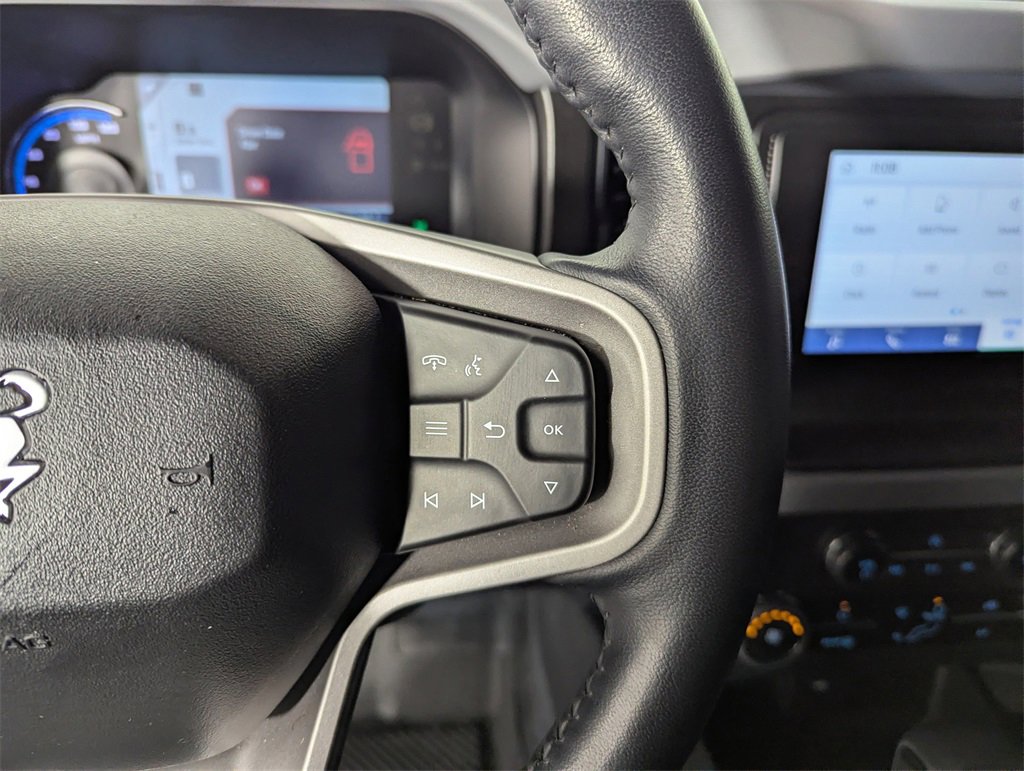 Used 2023 Ford Bronco Big Bend w/ Sasquatch Package image 23