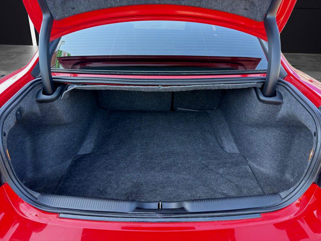 Used 2021 Dodge Charger SXT w/ Leather Interior Group RWD image 23