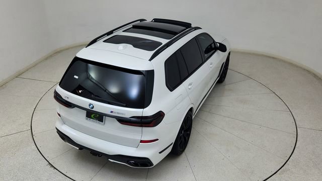 Used 2024 BMW X7 M60i w/ Executive Package image 86