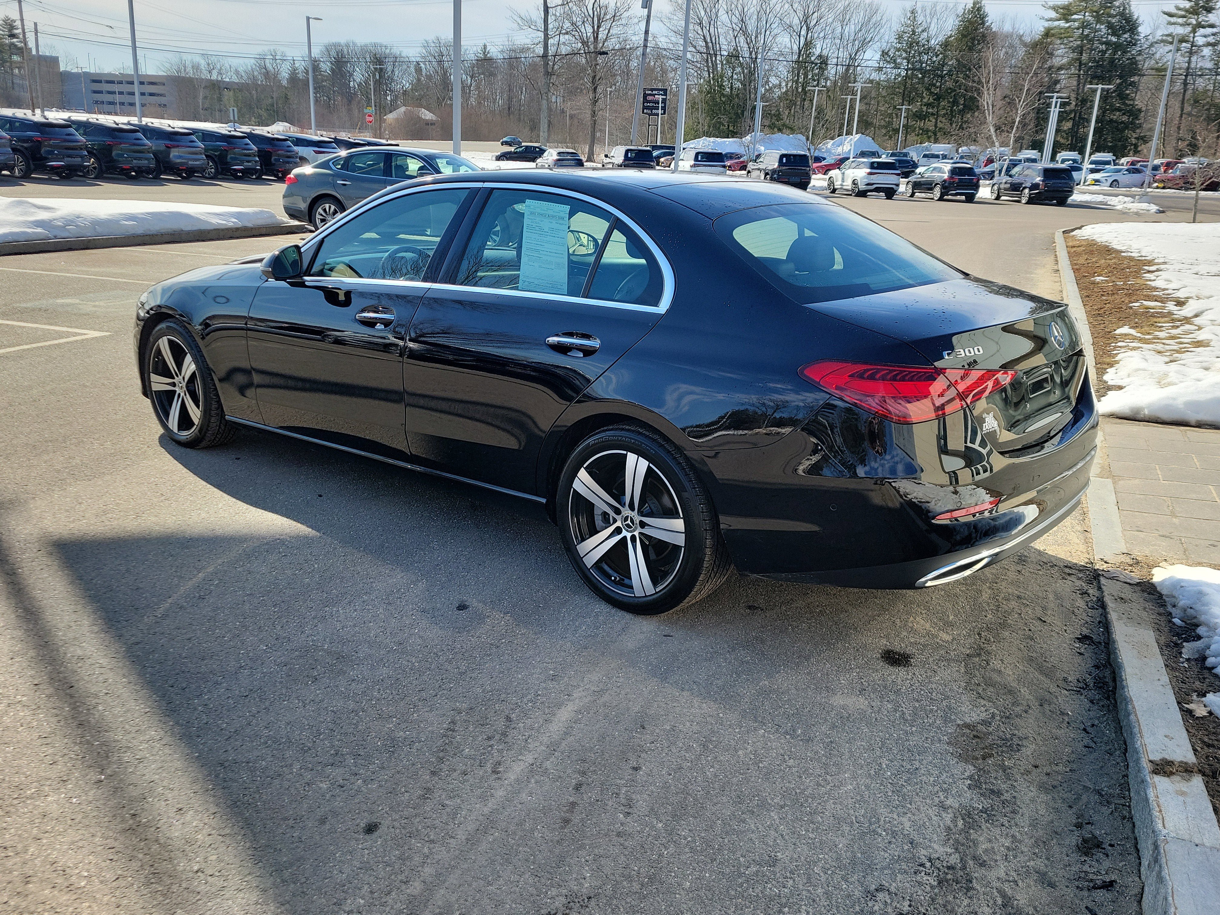 Used 2025 Mercedes-Benz C 300 4MATIC Sedan image 5