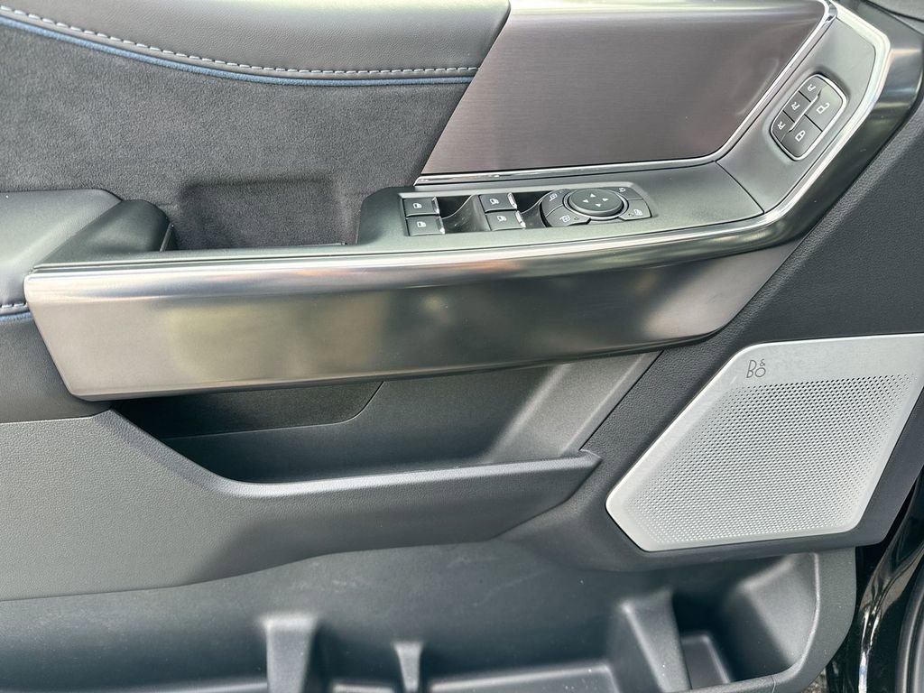 New 2025 Ford F150 Platinum w/ Equipment Group 702A High image 23