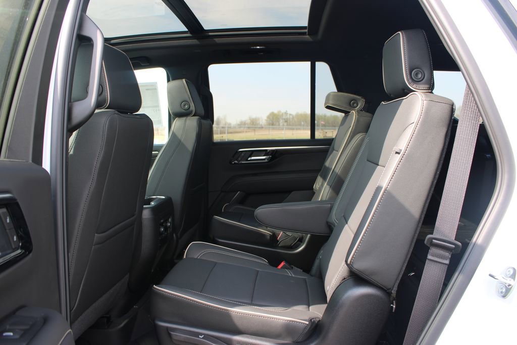 New 2026 Chevrolet Tahoe Premier w/ Sun And Tow Package AWD/4WD image 25