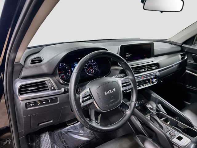 Used 2022 Kia Telluride LX AWD/4WD image 9
