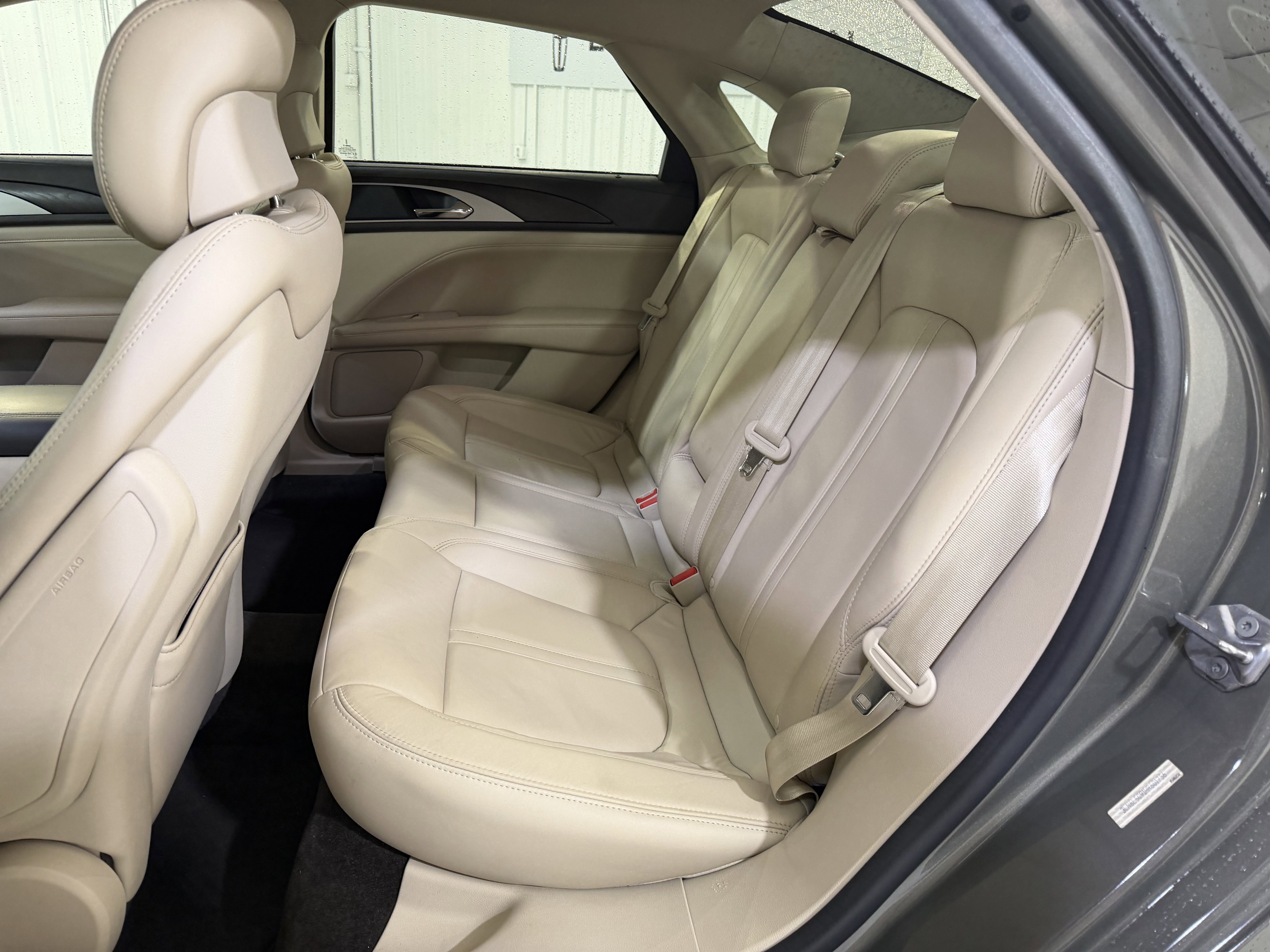 Used 2017 Lincoln MKZ Select w/ Select Plus Package FWD image 10