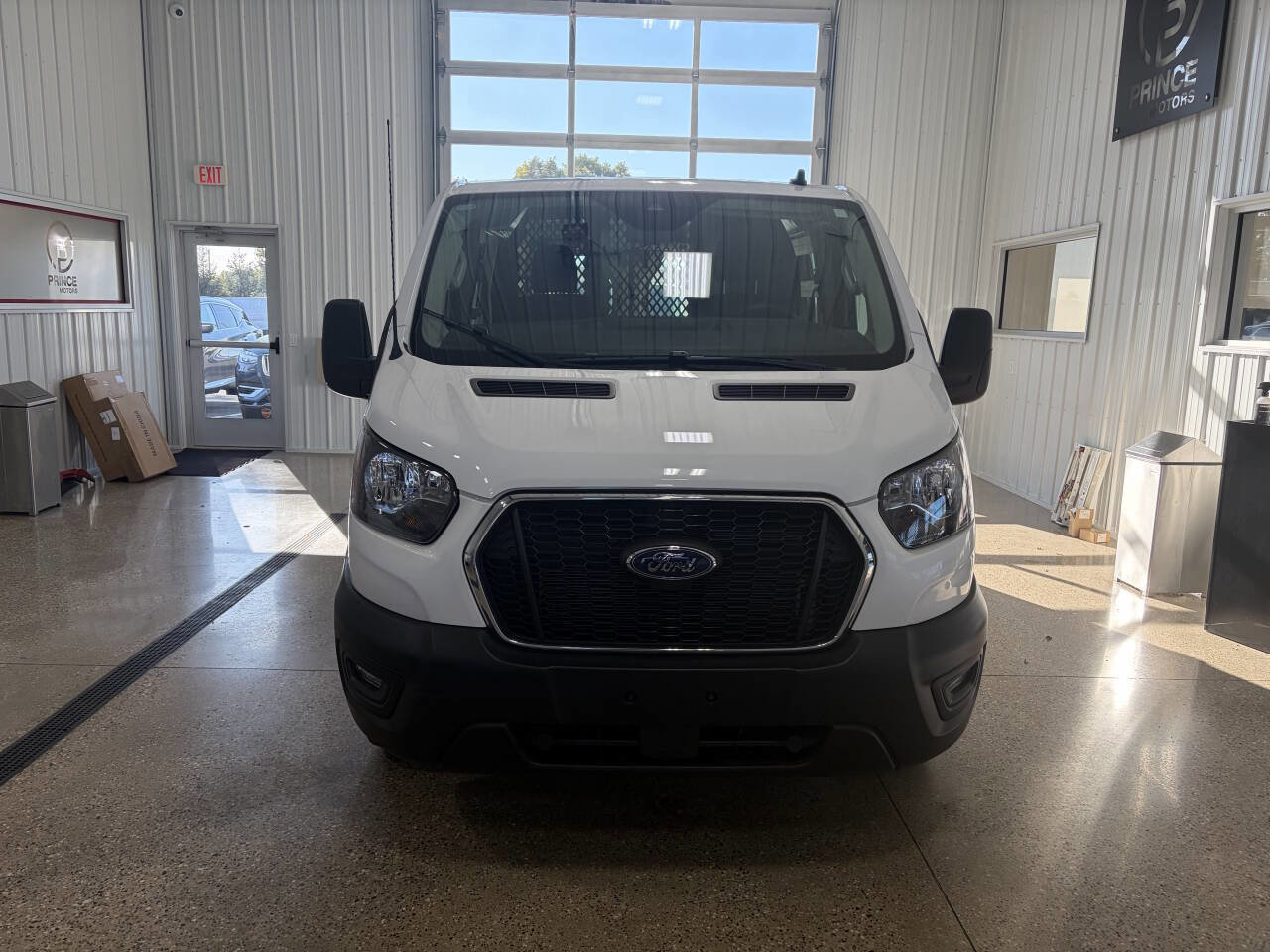 Used 2024 Ford Transit 250 Low Roof w/ Exterior Upgrade Package image 8