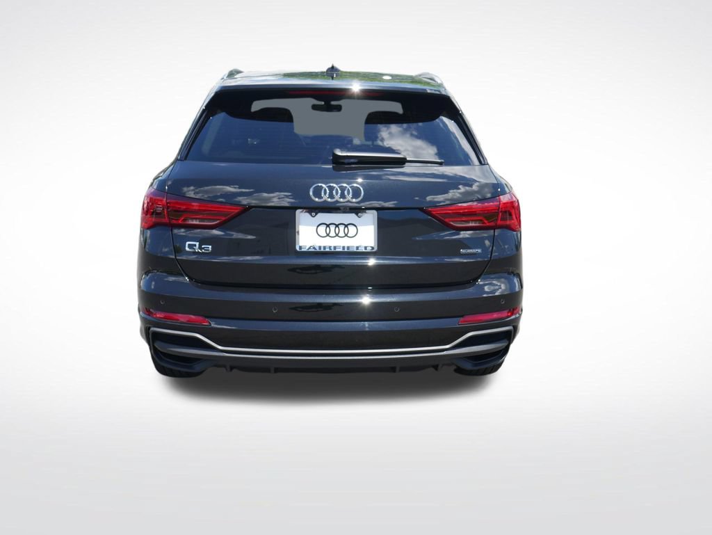 Used 2025 Audi Q3 2.0T Premium w/ Convenience Package AWD/4WD image 6