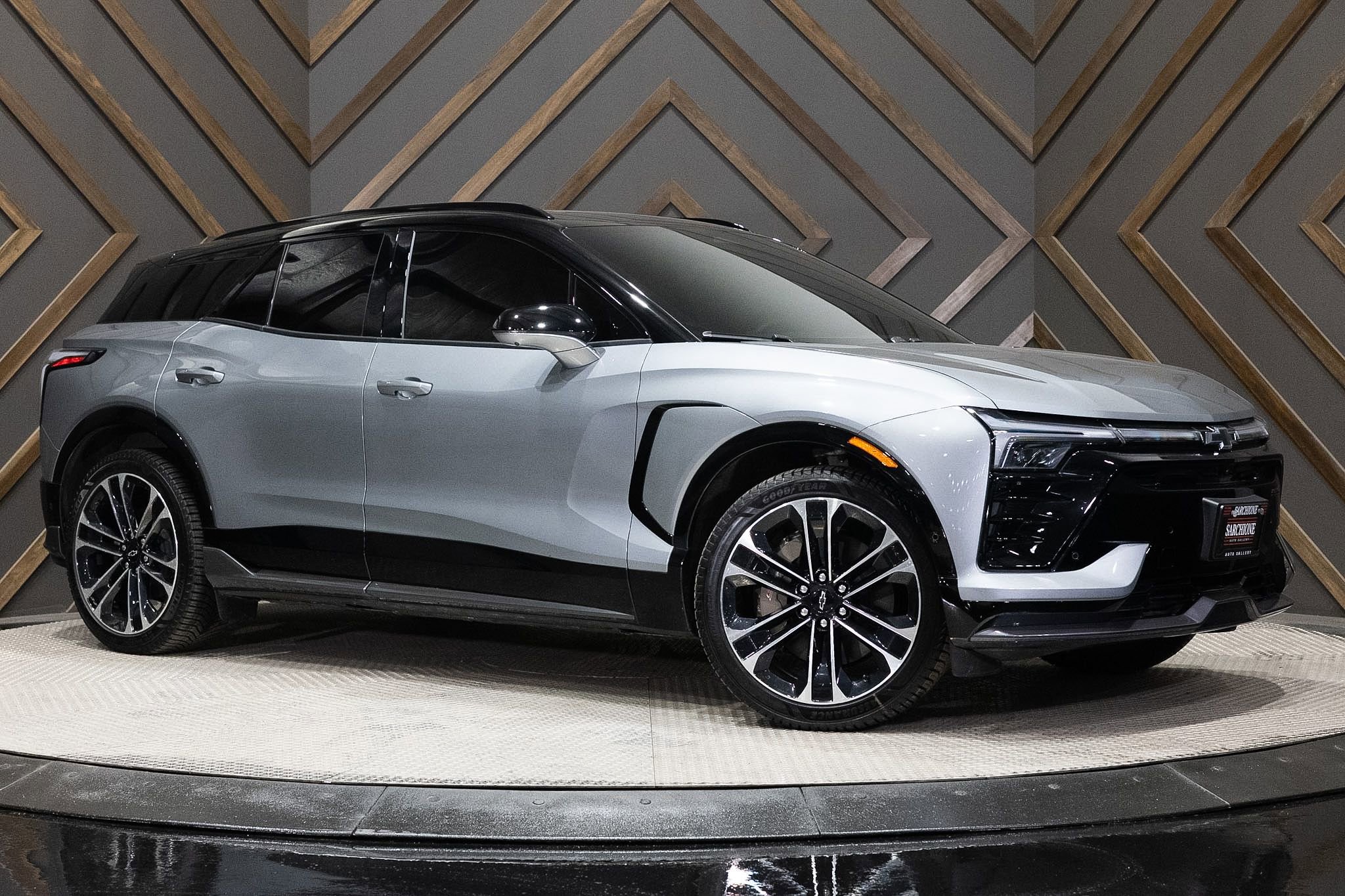 Used 2025 Chevrolet Blazer EV SS image 1