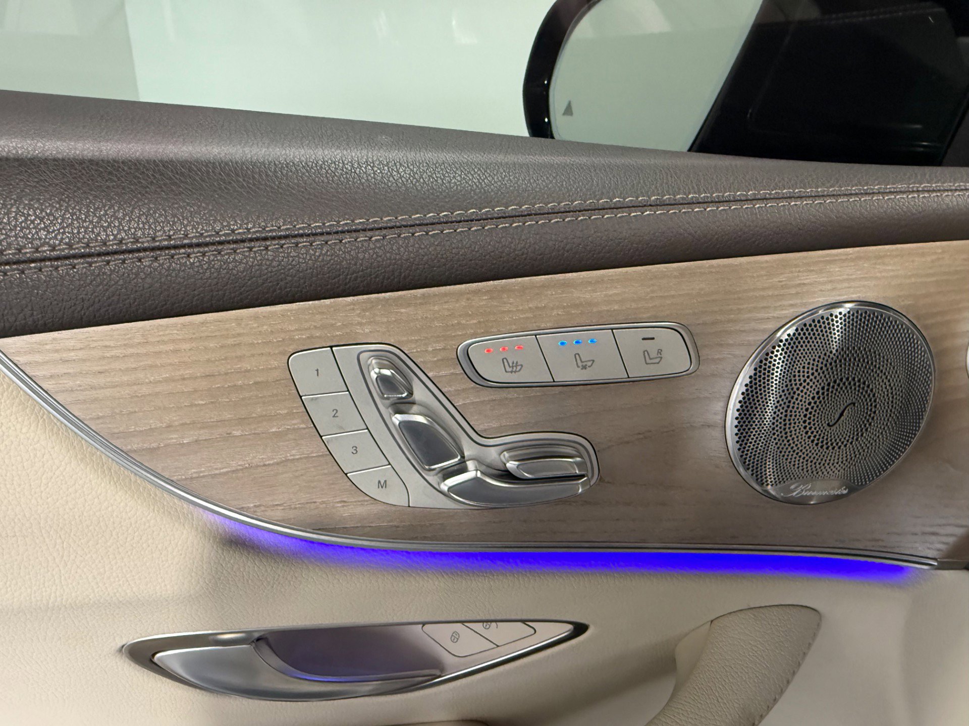 Used 2018 Mercedes-Benz E 400 4MATIC Coupe image 25