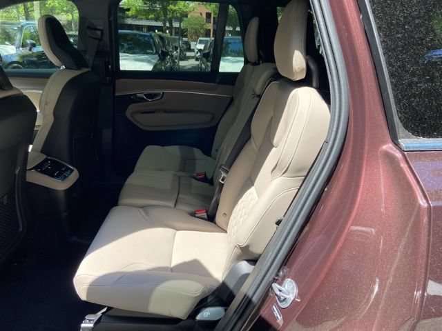 New 2026 Volvo XC90 T8 Plus w/ Protection Package Premier AWD/4WD image 16