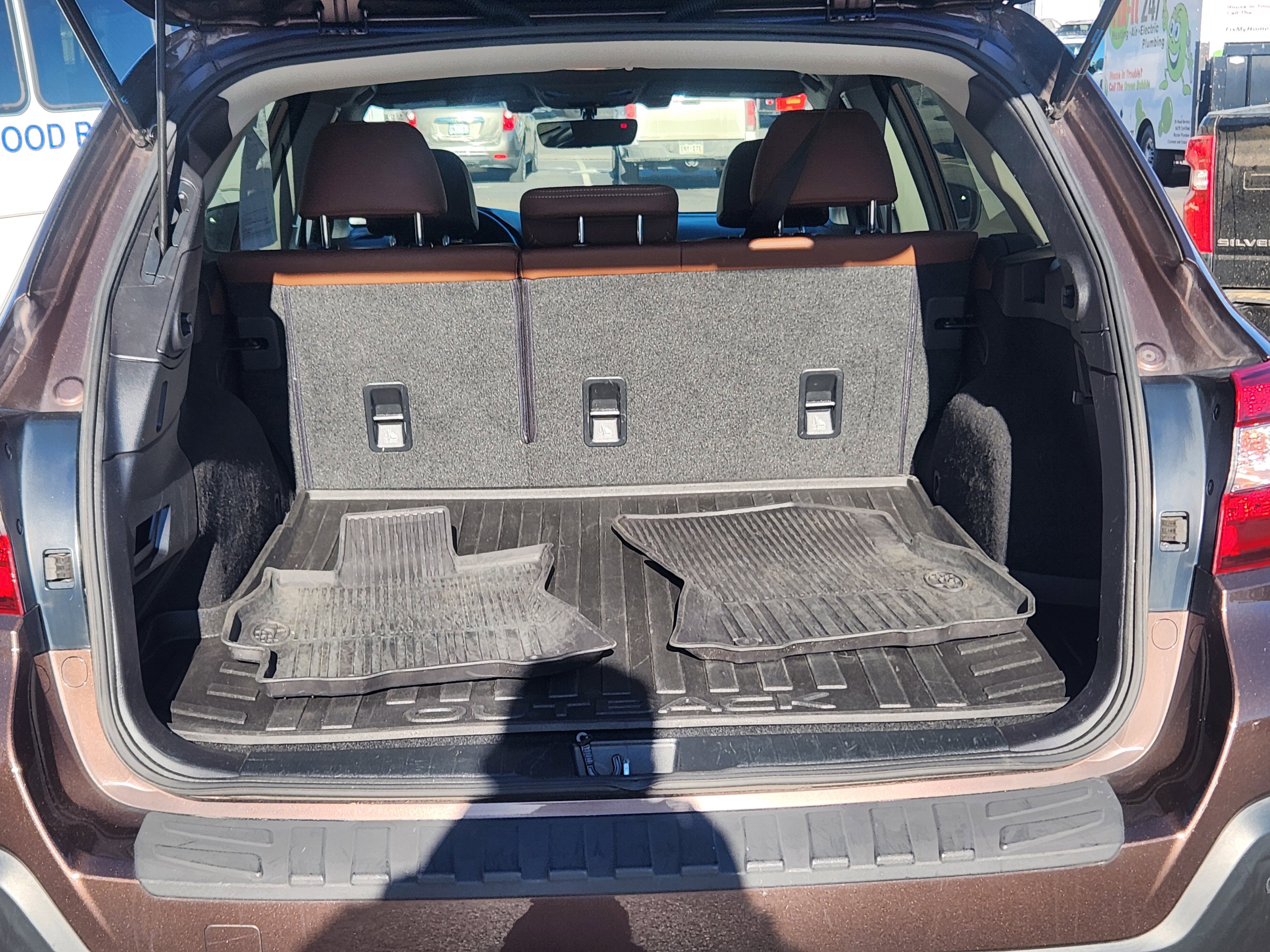 Used 2019 Subaru Outback 3.6R Touring image 21